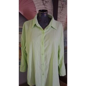 White Stag Light Green Button-Down Collared Shirt